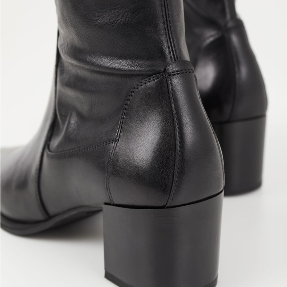 Vagabond Shoemakers Women's Giselle Pointed Toe Block Heel Booties - Picture 2 of 5